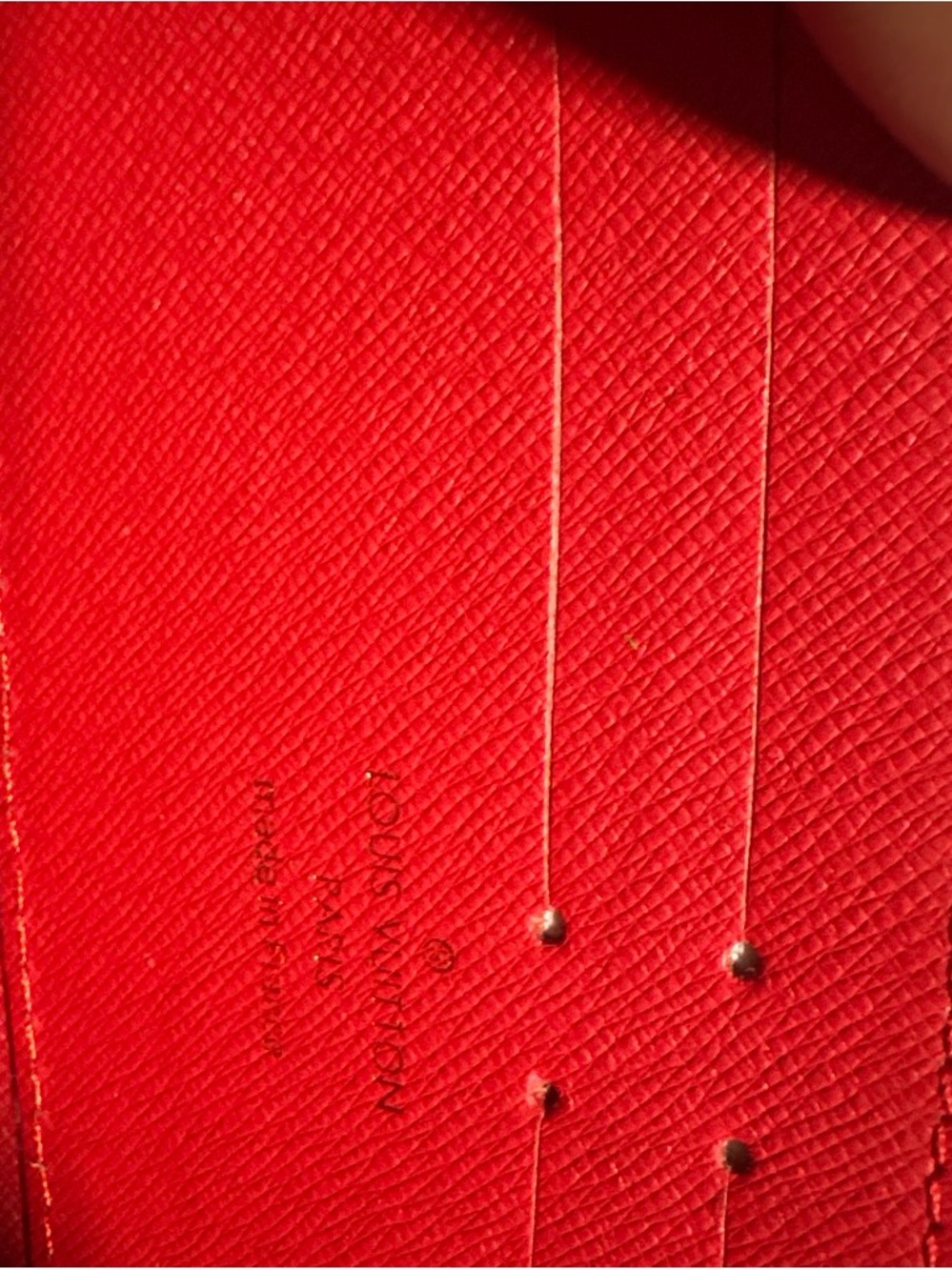 Louis Vuitton Red Vernis Monogram Zip Wallet - Picture 2 of 5